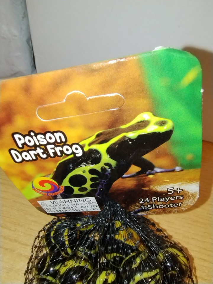 Vtg Net Bag Vacor/Mega Marbles 25 Black/Yellow Poison Dart Frog Swirls