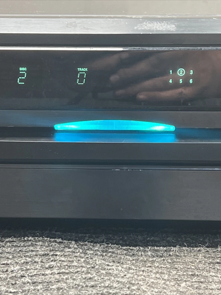 **For Parts** Onkyo 6 Disc CD Changer Player DX-C390 Black - Image 3 of 4