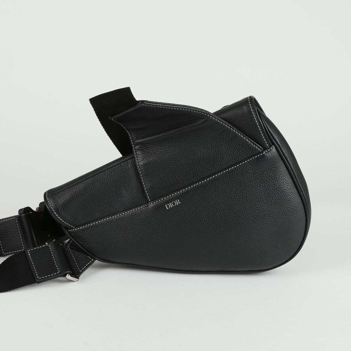 Dior Bee Saddle Belt Bag with Crossbody (SKU: X) | eBay Dior Bee Saddle Belt Bag with Crossbody (SKU: X) | eBay