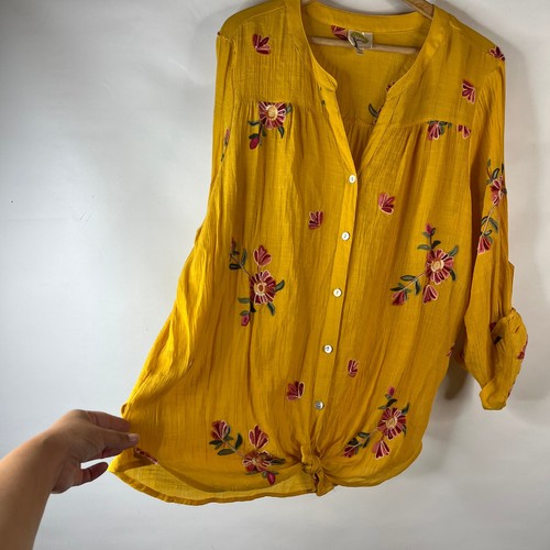 Fig & Flower Womens Tunic Top 3X Gold Floral Embroider Button Up Roll Tab Sleeve - Picture 5 of 10