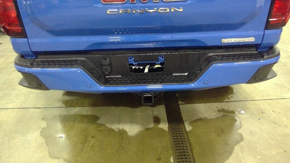 2025 GMC Canyon Rear Bumper 3094017 - Image 2 of 4