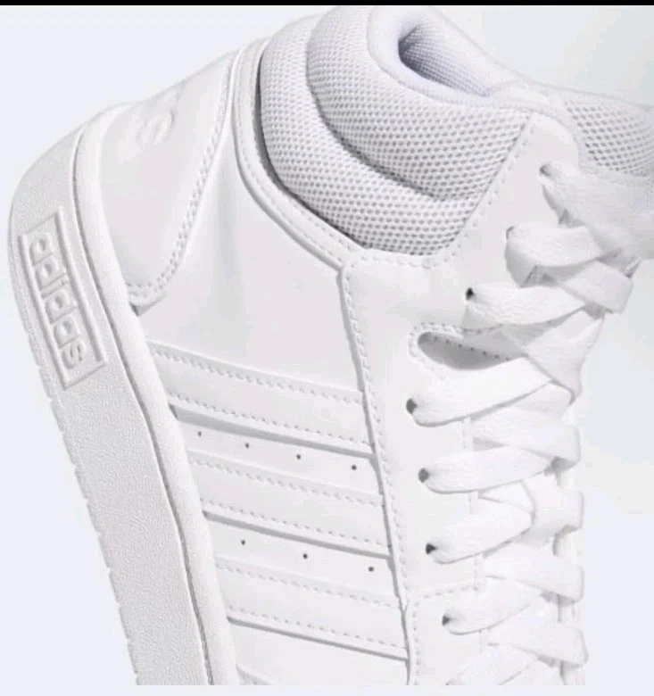 Adidas Women Triple White Basketball Sneakers Trainers Shoes Size 6.5 New In Box - Image 3 of 4