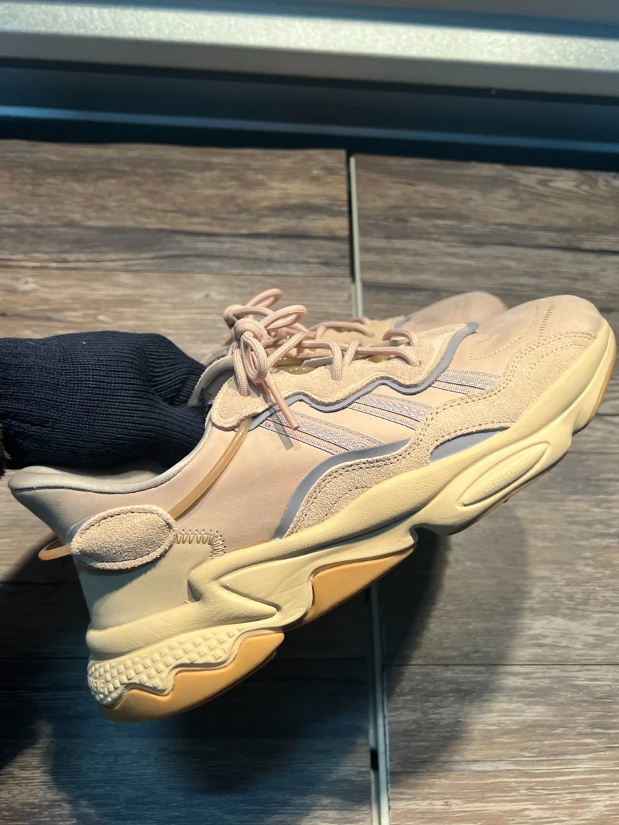 adidas オズウィーゴ　30cm Adidas Ozweego Glow Orange for sale | eBay