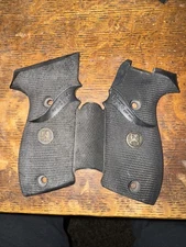 Sig P220 Pachmayr Grips without Backstrap Insert
