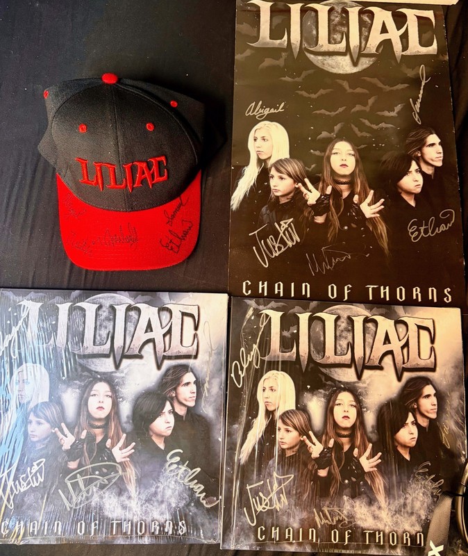 Liliac Signed Lot 2x Chain of Thorns Signed 10" Vinyl + Autographed hat & poster