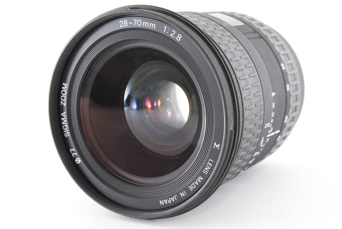Sigma 28-70mm f/2.8 EX Lens for Canon EF - 77mm Filter