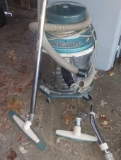 Electrolux Vacuum Metal FOR REPAIR HAS ATTATCMENTS