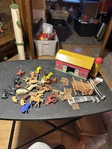 Ohio Art Rolling Acres Farm Metal Tin Litho Barn Silo Animals Tractor Fence