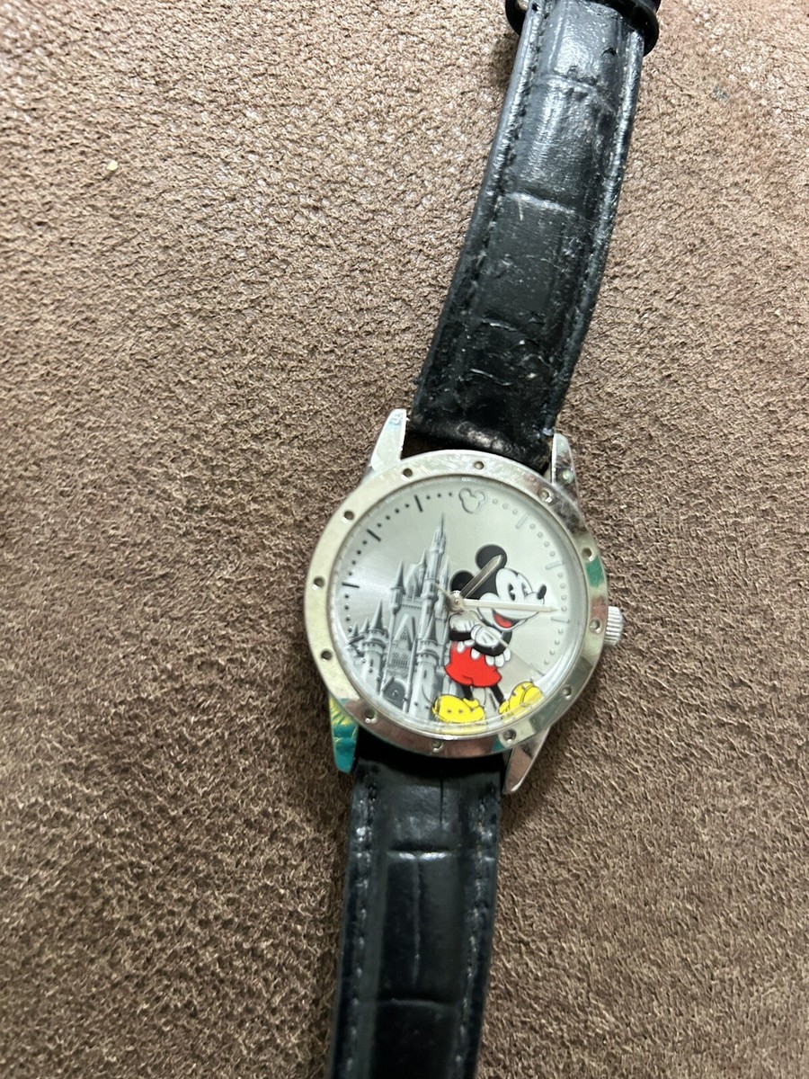 WALT DISNEY WORLD LIMITED RELEASE WOMENS MICKEY MOUSE WATCH  display picture 1