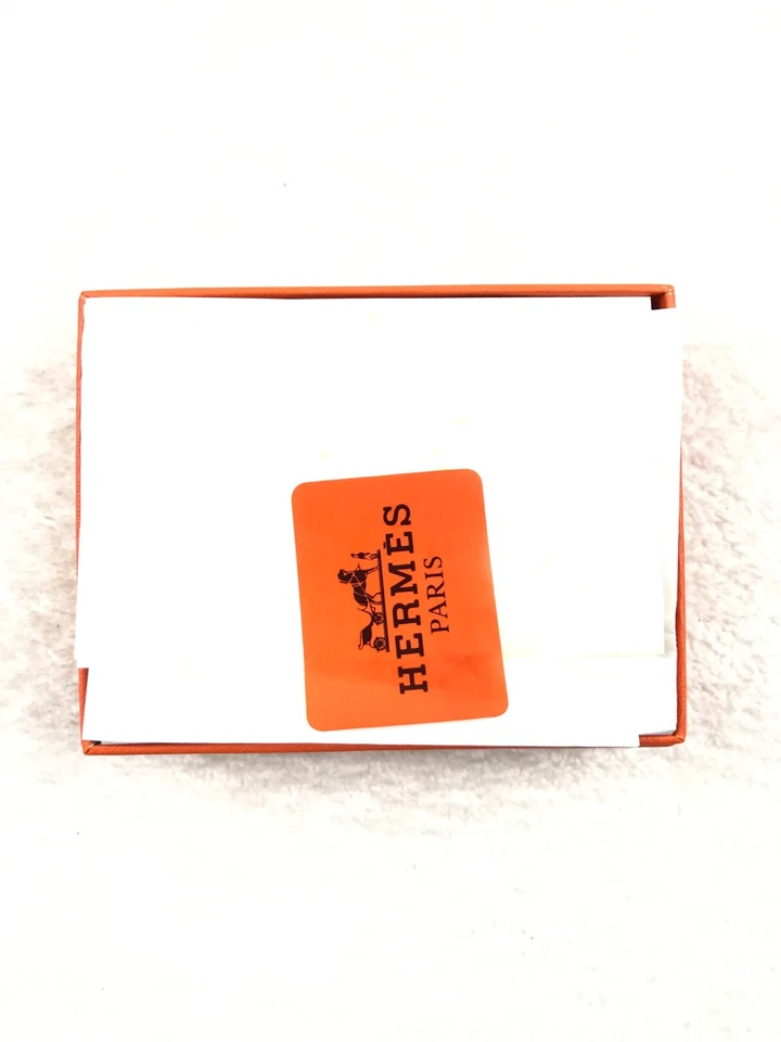 Vintage 90s Hermes Women Carpe Diem Silk Scarf Square Scarf Wrap Come With Box  - Image 4 of 4