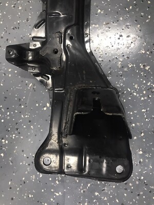 Crossmember/cradle/subframe AE86 TOYOTA COROLLA 84-87 Hachiroku