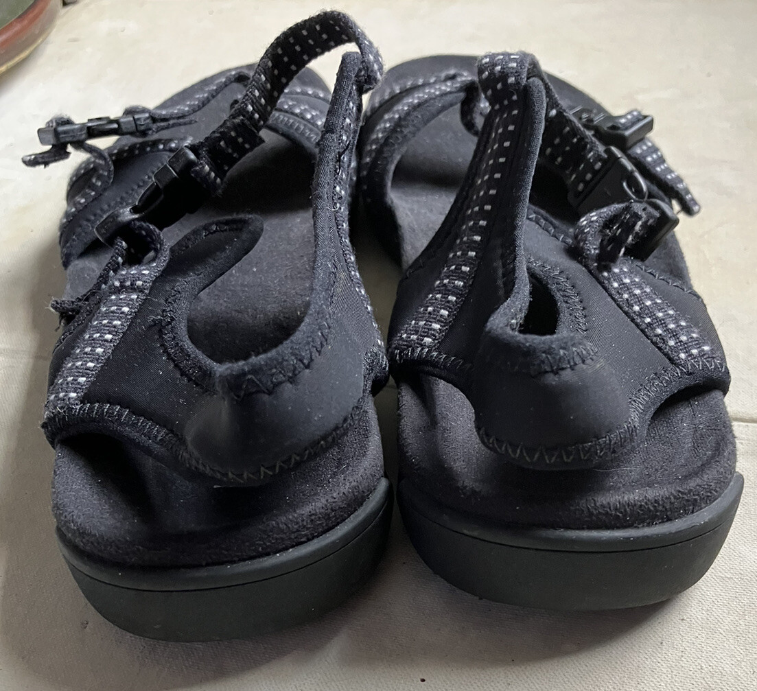 Sandali da donna neri Merrell taglia 9 EU 40 cinturini regolabili in perfette condizioni!