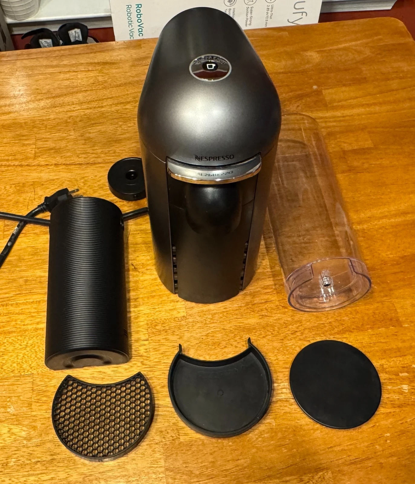 Nespresso VertuoPlus GCB2 Coffee Maker Gray , works perfectly!