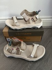 Regatta Blaze Women?s Light/Vanilla Sandals - Size UK 6 - New In Box
