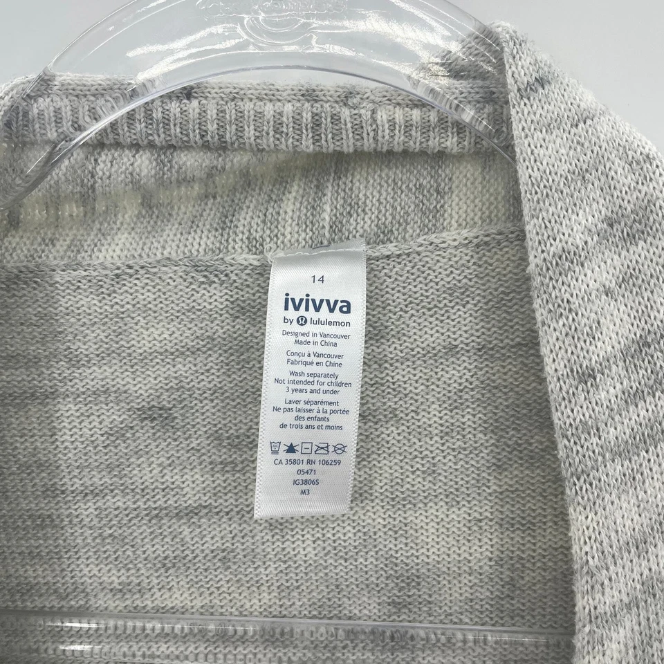 Cárdigan IVIVVA By Lululemon Tejido Suéter Niñas Talla 14 Mezcla de Algodón Frente Abierto Foto 2 de 4