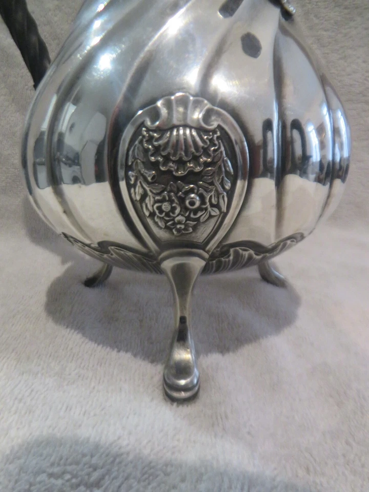 Magnificent late 19th c French 950 silver large coffee pot rococo st Cardeilhac - Image 2 of 4