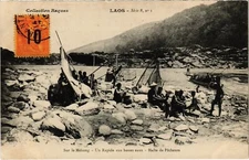 PC ON THE MEKONG A FAST LOW WATER FISHERMEN STOP LAOS (a37831)