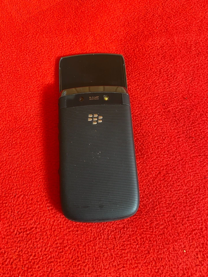 BlackBerry Torch 9800 Slider - 4 GB - Schwarz (Ohne Simlock) guter Zustand - Bild 3 von 4