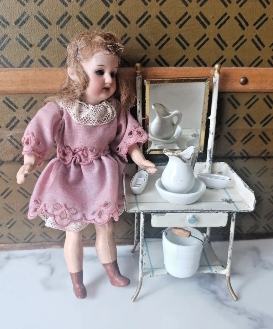 Table de toilette ancienne coiffeuse - Ameublement