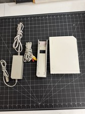 Nintendo Wii (RVL-001) 2006 White Video Game ...