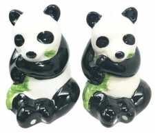 Adorable Bamboo Loving China Giant Panda Bear Salt Pepper Shaker Set Ceramic
