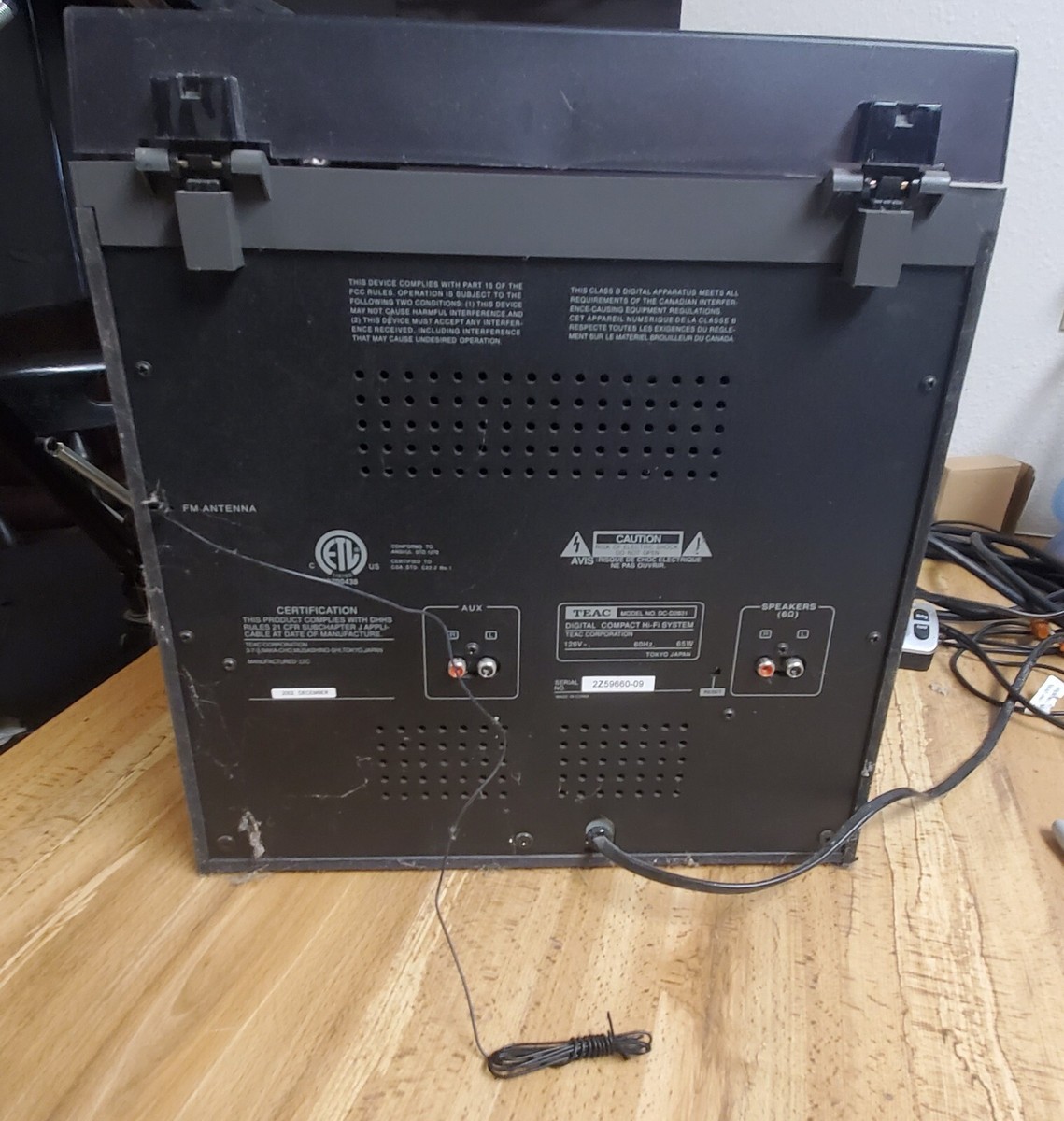 Teac DC-D2831 Digital Compact Hi-Fi System With Turntable Record