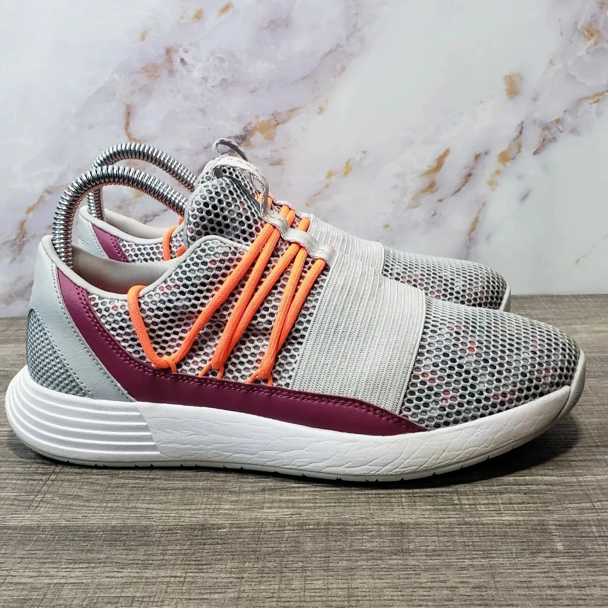 Under armour breathe store lace athletic shoe