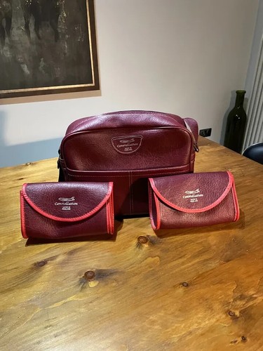 80s Burgundy faux leather Constellation holdall weekend bag with strap. C3 - Picture 6 of 6