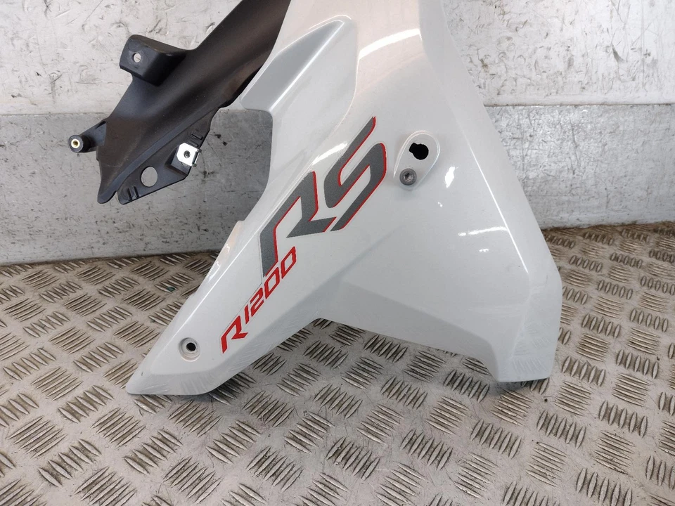 BMW R1200 RS 2018 carenado medio derecho Foto 2 de 4