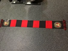 Atlanta United Scarf Ruffneck NWT Iconic Big Stripes