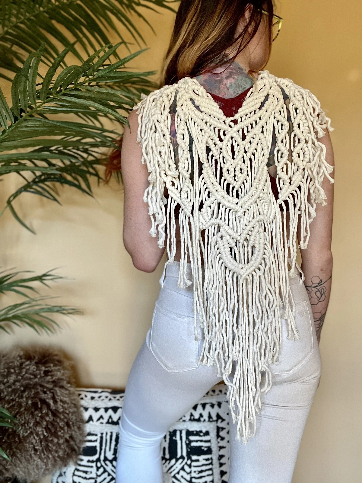 Handmade Macrame Poncho
Opens in a new window or tab