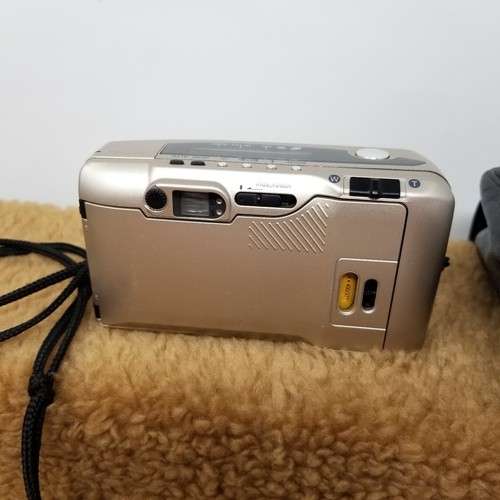 Samsung Fino 115s Quartz Date Vintage 35mm Film Camera Works Tested w/Case! - Picture 6 of 6