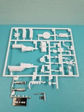 Revell AMT Ertl Monogram MPC 1/25 Model Part 1969 Boss Mustang 302 Stock  Engine