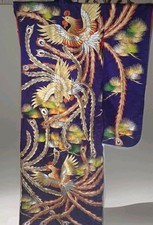 EARLY 20c JAPANESE SILK EMBROIDERED WEDDING KIMONO ROYAL PURPLE RED LINING READ