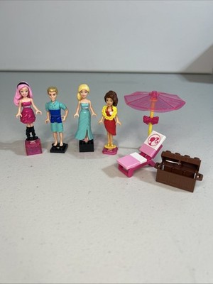 Mega Bloks Barbie Lot - 4 Figures, Umbrella, Lounge Chair, Accessory Mix