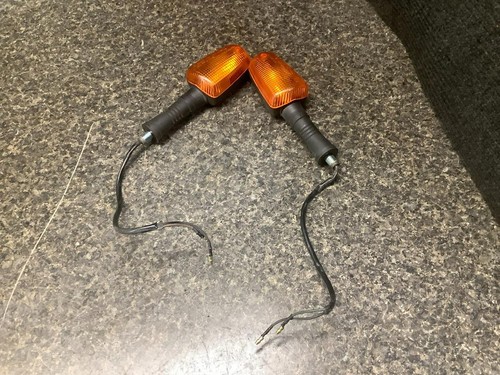 92 Yamaha Diversion XJ 600 XJ600 Rear Turn Signals 13Q