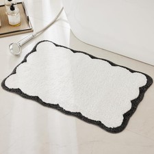 Luxury Microfiber Bathroom Rugs, White and Black Scalloped Piping Bath Rug Cute