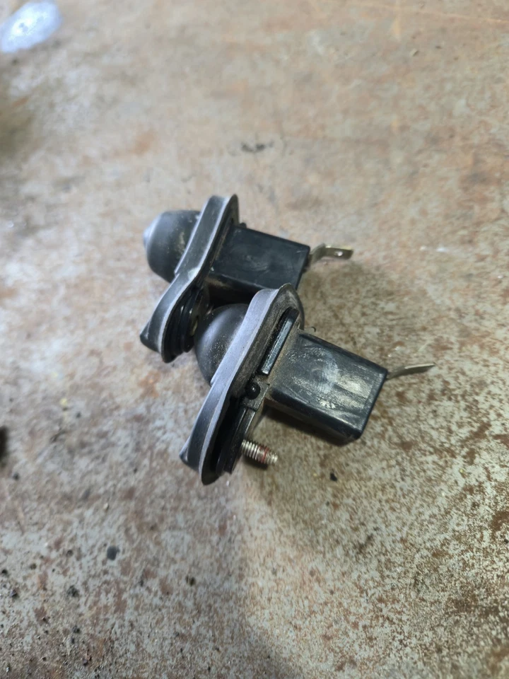 Juego de interruptores de puerta delantera HONDA Civic Del Sol OEM 93 94 95 96 97  Foto 3 de 4