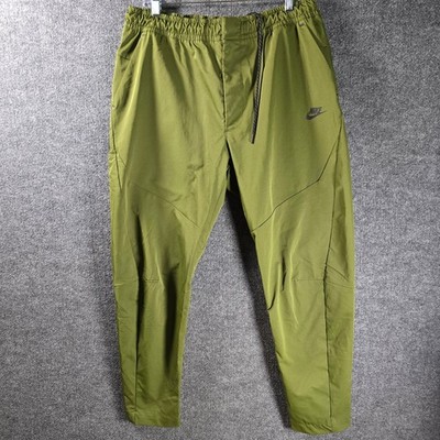 Nike Sportswear Tech Essentials Unlined Commuter Pants Olive Green Mens XL