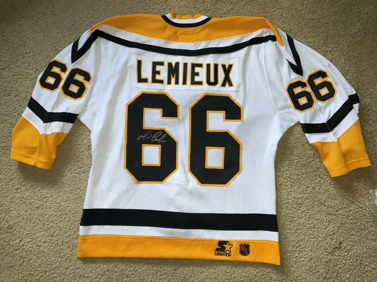 Mario Lemieux Shows Off New Jersey 