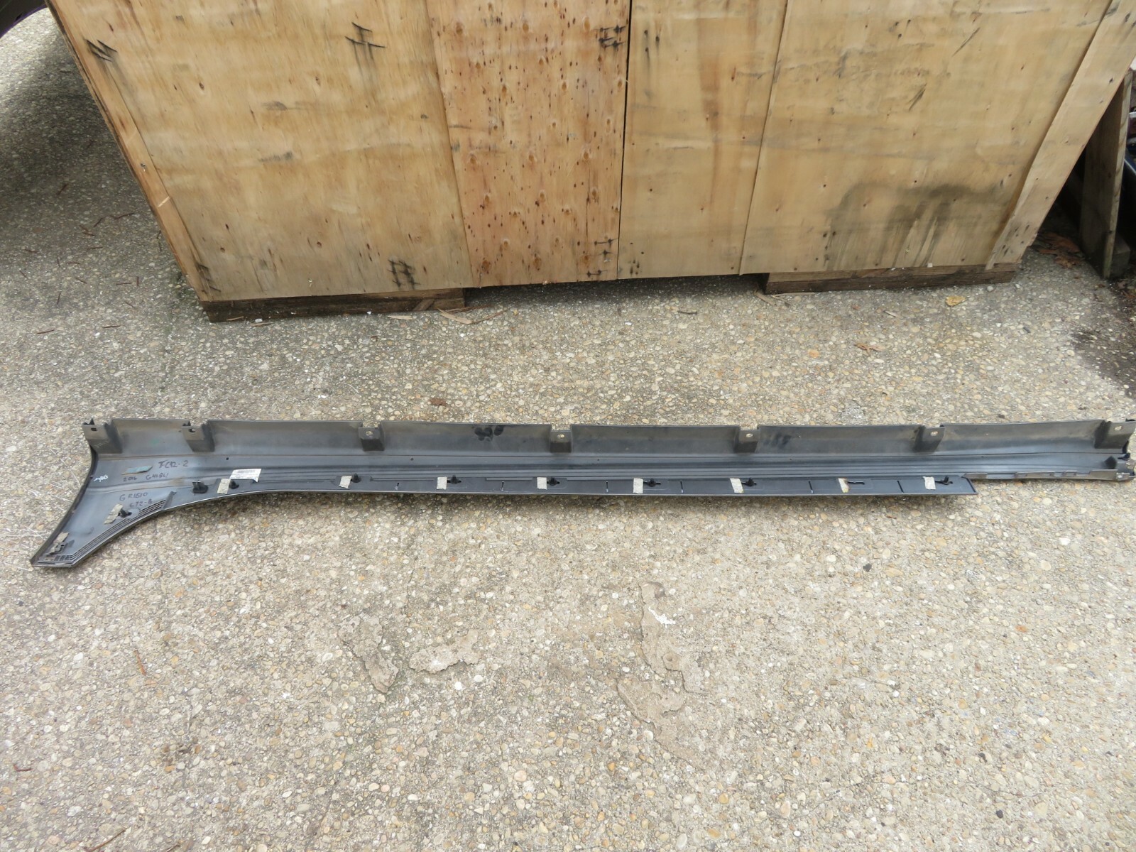 2014-2017 MASERATI GHIBLI PASSENGER SIDE LOWER SKIRT ROCKER PANEL COVER OEM