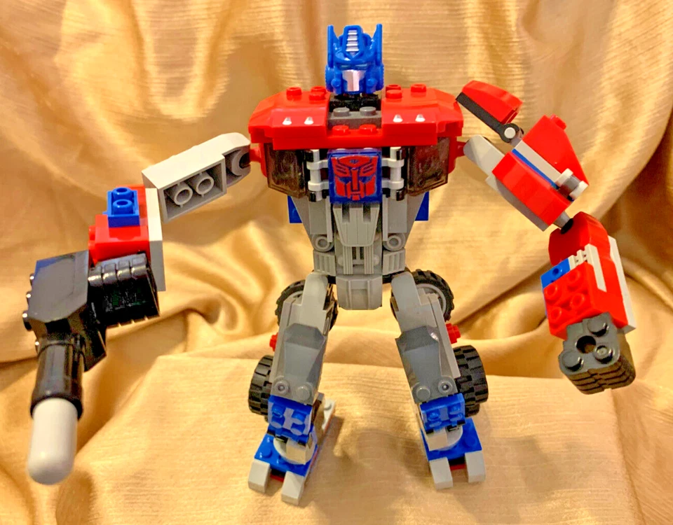 Kre-O 98812 OPTIMUS PRIME BUILD from Battle For Energon - Retired - Excellent - Image 4 of 4