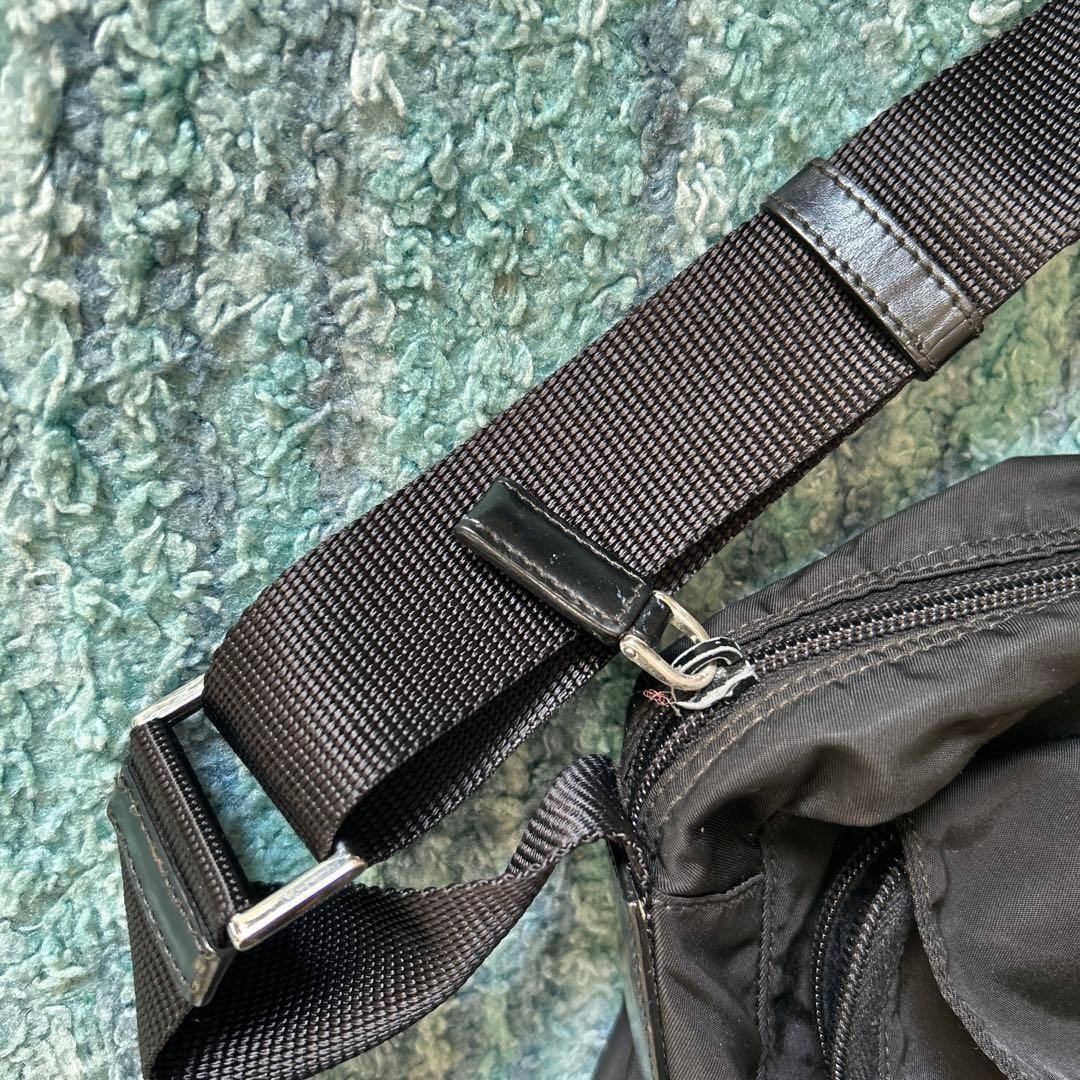 PRADA Shoulder Bag thumbnail 8