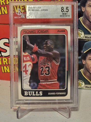 Michael Jordan 1988-89 Fleer Card #17 Graded BGS 8.5 NM-MINT Chicago Bulls NICE!