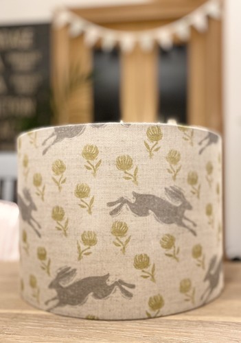 SALE LAMPSHADE SAM WILSON HARE GREEN CLOVER NATURAL LINEN 35CM LAMP £18.00 OFF!! - Picture 2 of 9