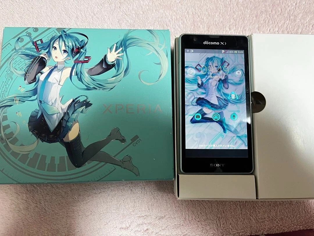 期間限定特価 Xperia feat. HATSUNE MIKU SO-04E 初音ミク Pw7VW