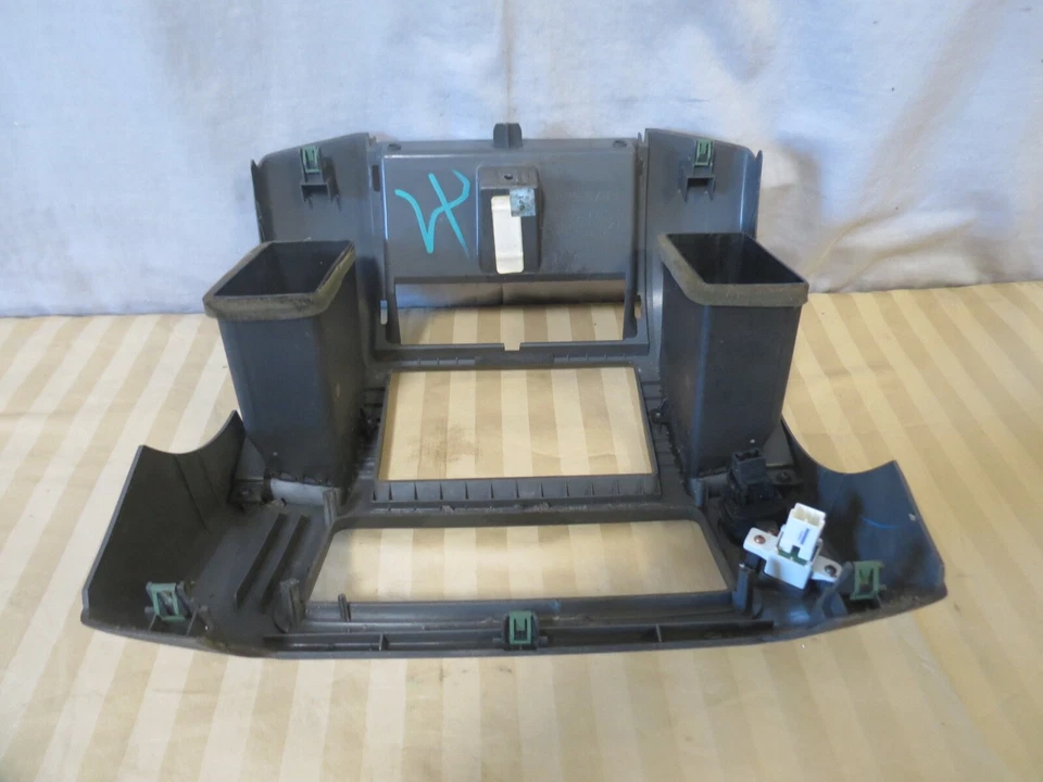 05-12 Nissan Frontier Suzuki Equator Radio Climatizador Centro Panel de Salpicaduras Fabricante de Equipo Original Foto 4 de 4