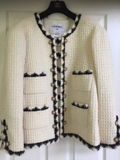 CHANEL 15A PARIS-SALZBURG VINTAGE NEW TWEED ECRU BLACK JACKET CC BUTTONS FR48