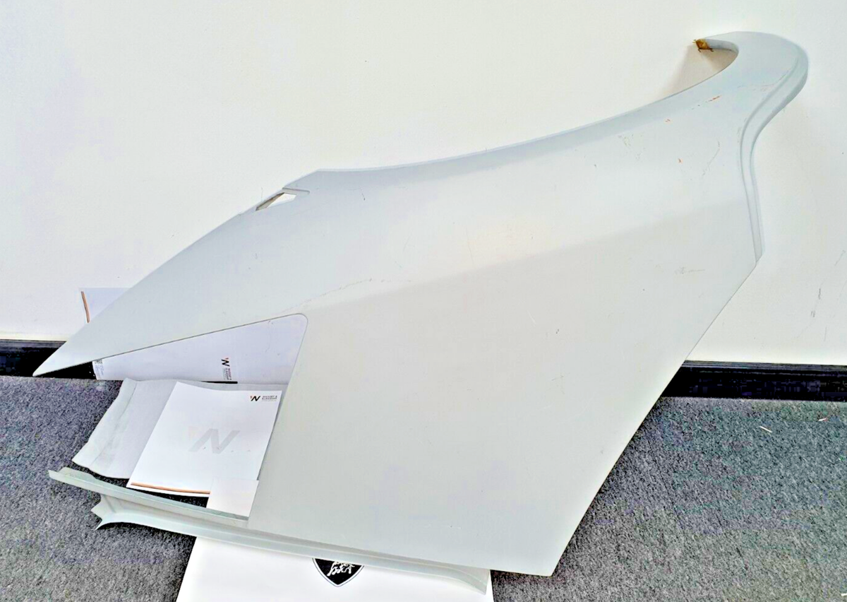 PN: 410821106A - RIGHT FRONT SIDE FENDER For Lamborghini