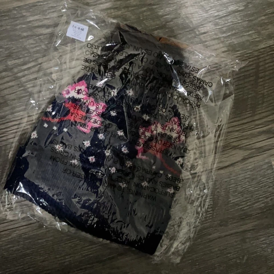 Vera Bradley NUEVO CON ETIQUETAS Pintado Paisley Acogedor Sombrero con Pom Pom Foto 3 de 3